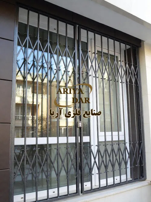 حفاظ آکاردئونی باز و بسته شونده با قفل